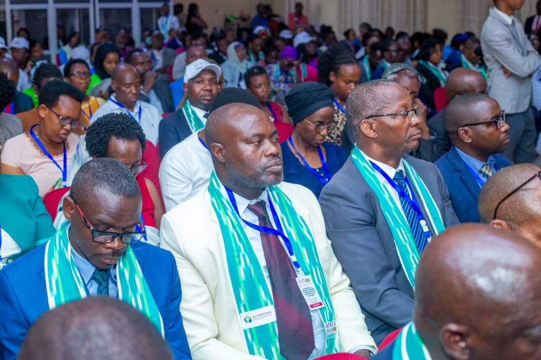 MENRS4's tweet photo. 1/3 Du 02 au 04 Juillet 2026,le Gouvernement du Burundi,  en collaboration avec @_AfricanUnion ,à travers le #MENRS, organise  une Conférence Panafricaine  sur l'Education des filles et des femmes dans les enceintes de l'Hôtel Royal Palace de Bujumbura. https://t.co/T1jA54G2re