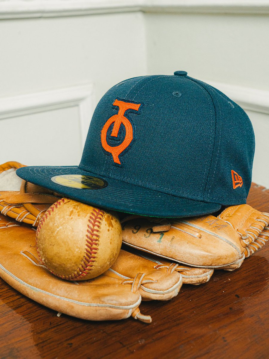 tigresqroficial's tweet photo. LMB Retro x @neweramx 🧢⚾️

El pasado vuelve a tomar forma en el diamante. Inspirada en distintas épocas de la @LMBBanorte, esta colección revive la esencia del juego con una estética que mezcla historia, carácter y estilo dentro y fuera del campo.

#NewEraMéxico https://t.co/WYHccZXBMR