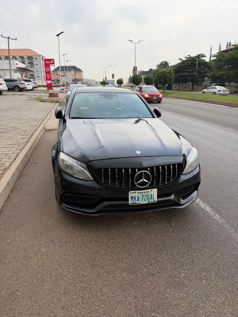 gbox03's tweet photo. An extremely clean used Mercedes Benz C63s AMG 2017 model with verify duty paid in excellent condition 
ON WHEELS:::::
⭕keyless entry
⭕Heated/Ventilated seat 💺 
⭕️Ambient light 
⭕️Panoramic roof
⭕8 cylinder engine 
⭕Duty✅
⭕Nationwide delivery 
💲Price:N34,800,000m https://t.co/dU1ka7rssk