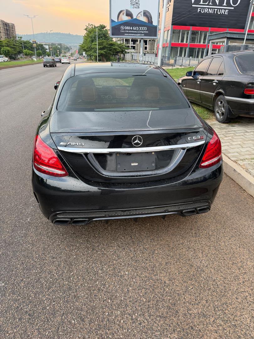 gbox03's tweet photo. An extremely clean used Mercedes Benz C63s AMG 2017 model with verify duty paid in excellent condition 
ON WHEELS:::::
⭕keyless entry
⭕Heated/Ventilated seat 💺 
⭕️Ambient light 
⭕️Panoramic roof
⭕8 cylinder engine 
⭕Duty✅
⭕Nationwide delivery 
💲Price:N34,800,000m https://t.co/dU1ka7rssk