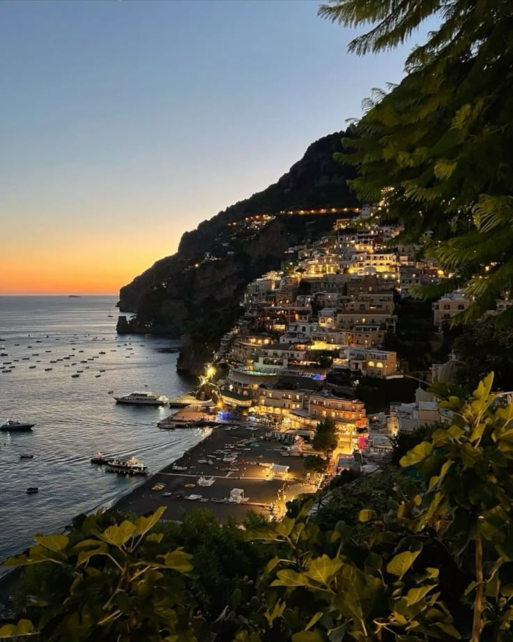 hawsett4's tweet photo. Positano &amp; Amalfi Coast, Italy https://t.co/3oOJYRvsOQ