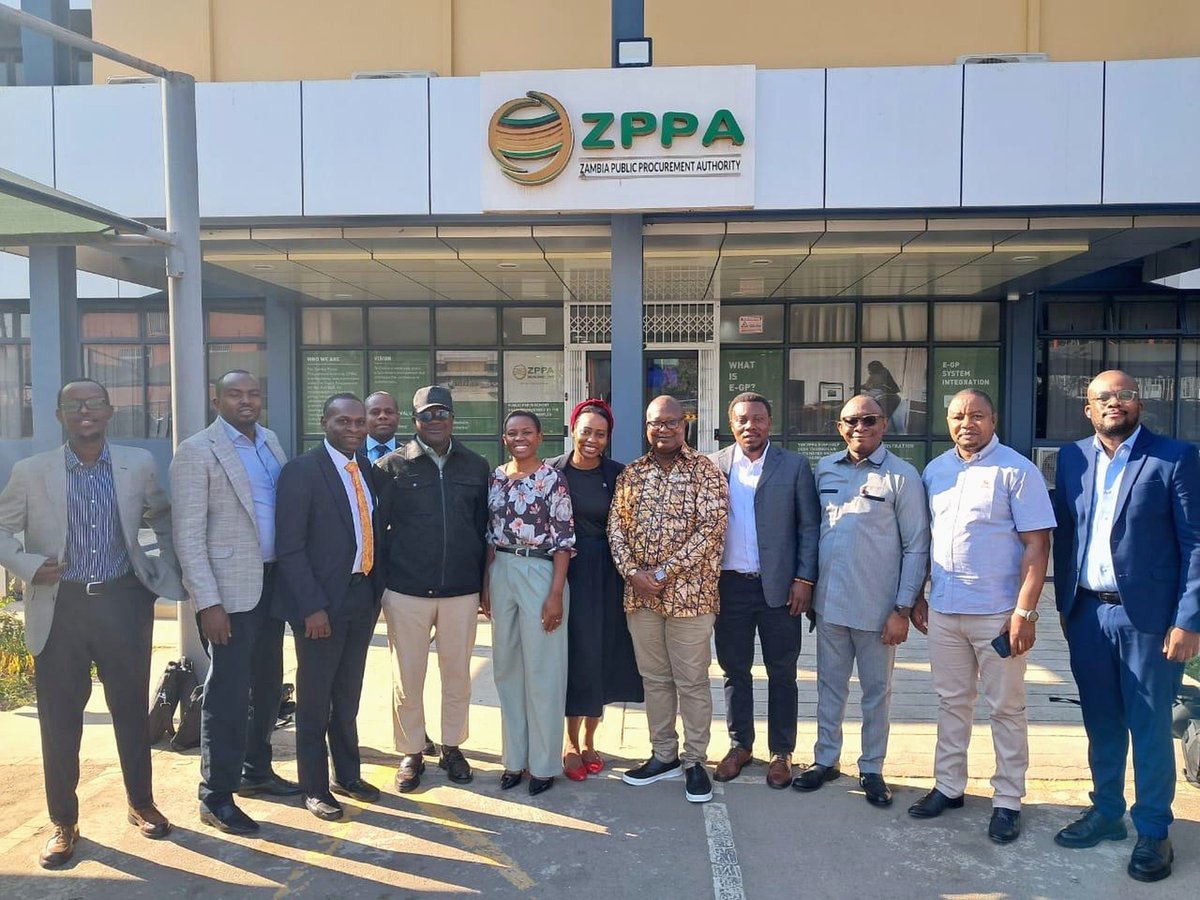 opencontracting's tweet photo. Day 3 in Lusaka: hands-on #OCDS training for e-procurement managers.
Publishing open data is a policy commitment. Making it work takes technical skill: mapping, quality checks & data people can actually use.
See our guide: https://t.co/VxKBBM1leQ
#OpenData #eProcurement https://t.co/47GZ2H5fEp