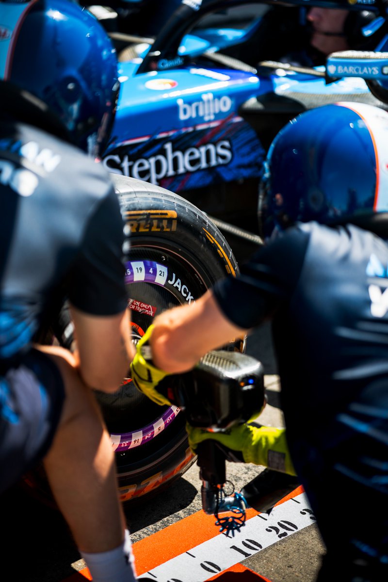 WilliamsF1's tweet photo. Putting in the practice 👊 

First on track action starts tomorrow - are you ready? https://t.co/3m9UcbElIA