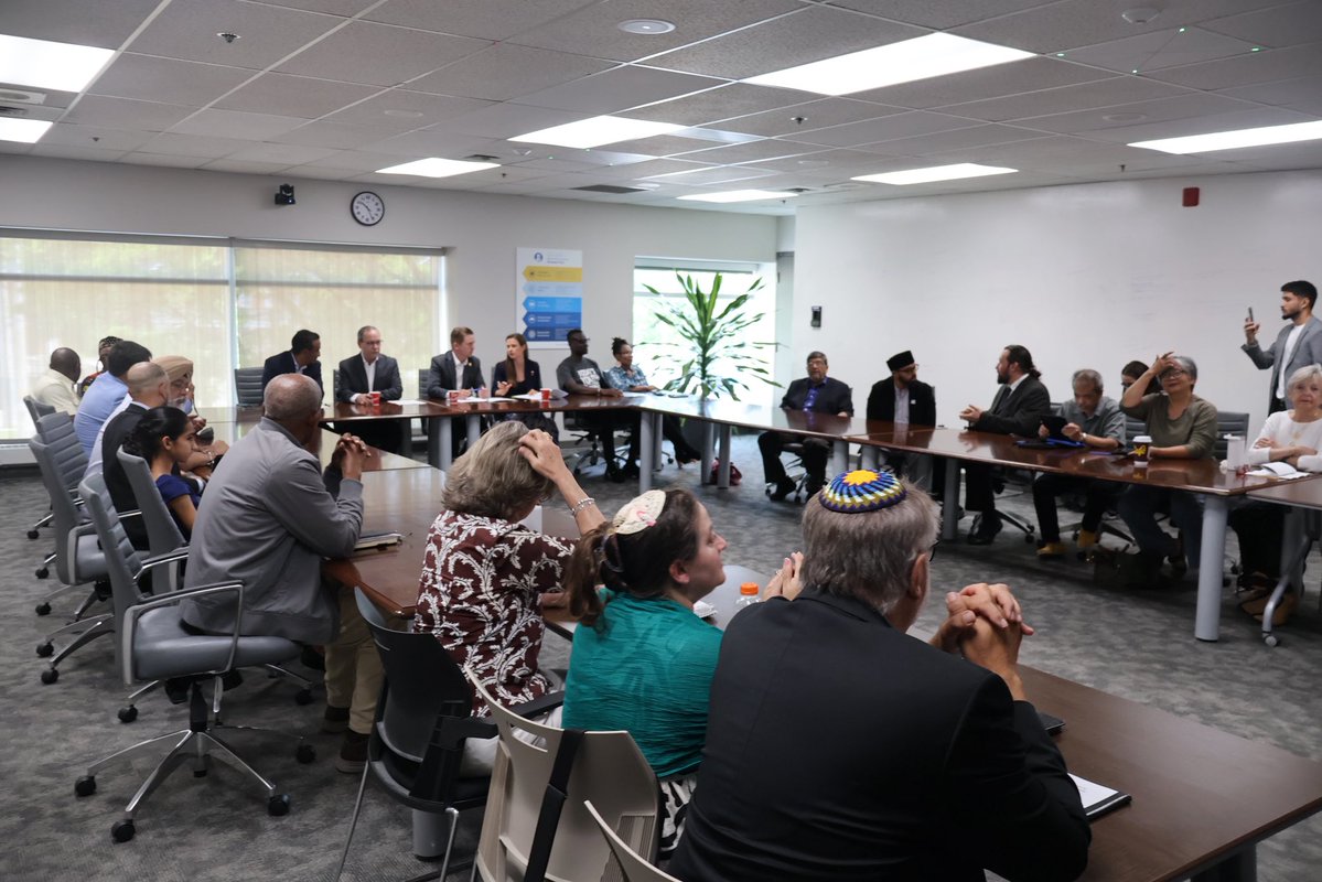 BramptonGraham's tweet photo. While in Barrie, I sat down with community leaders from across the region to learn how our government can continue supporting cultural communities here and across the province.

Thank you to my friend and local Councillor Nigussie for bringing us all together! https://t.co/2qykUOgNae