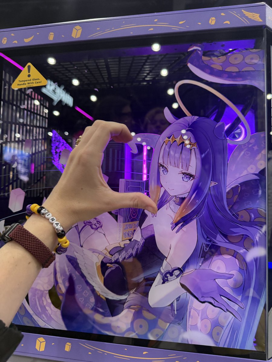 hytebrand's tweet photo. Come find the @ninomaeinanis Y70 Touch Infinite at the iBUYPOWER x HYTE Booth! 

📍West Hall - 2342 https://t.co/jULT0gTWmt