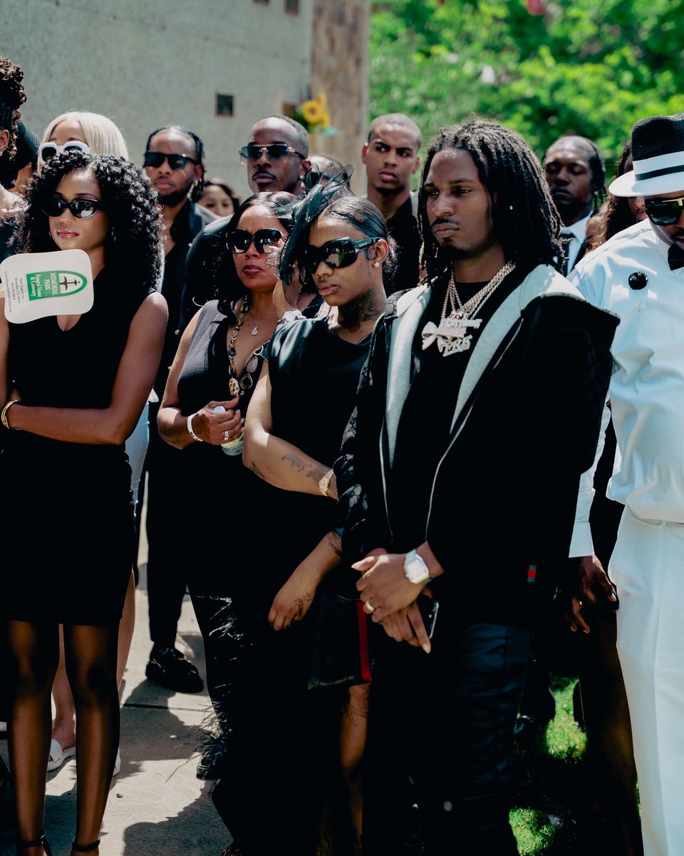 ComplexMusic's tweet photo. Long live Tay Keith 🙏

Gunna, Sexyy Red, BlocBoy JB, Turbo, Murda Beatz and more paid respects to Tay Keith at his memorial service in Memphis earlier this week (June 30). https://t.co/F33ejNlrBi