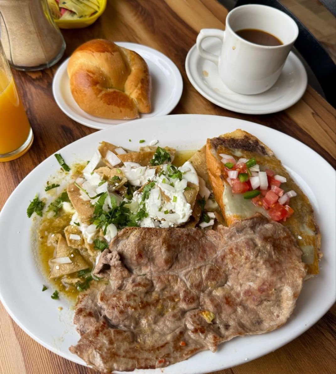 BowTiedPassport's tweet photo. Based on breakfast alone…

Mexico has already beaten England https://t.co/tJ28fHEuap
