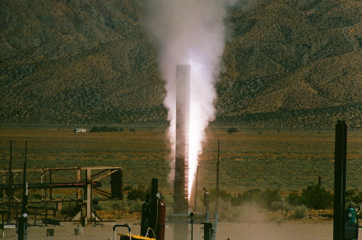 mckee_elliott's tweet photo. rockets on film :)
@joebarnard

canon a1 - portra 400 (…maybe 160) - noritsu https://t.co/49LuxJSTc1
