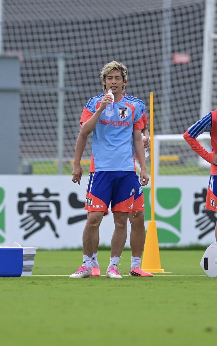 aicamptree's tweet photo. これもよい https://t.co/5ndF6IaZtU