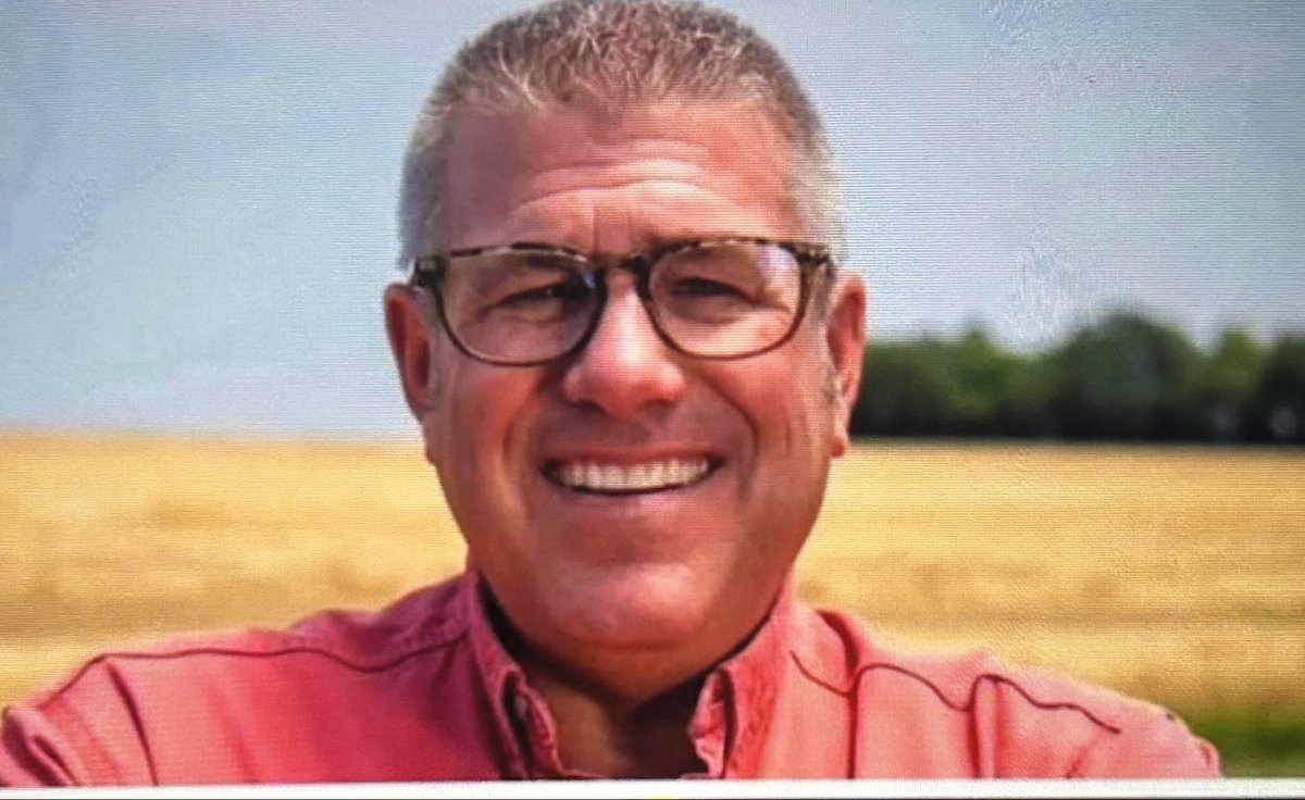 DeborahGillett's tweet photo. Vote for Darrin Bailey for Illinois governor.  He’s our last chance to save Illinois! https://t.co/JYTM48SEOI