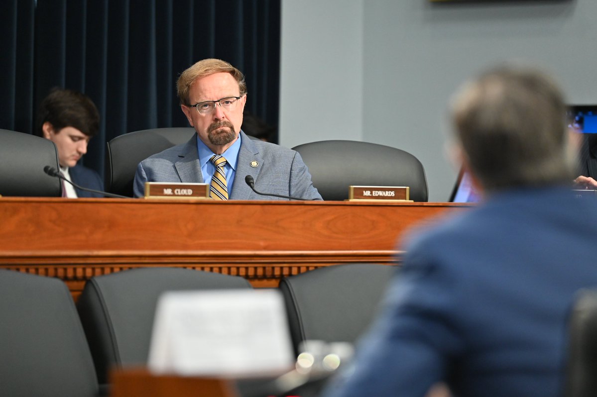 HouseAppropsGOP's tweet photo. From agency heads to subject-matter experts, FY27 hearings have brought leaders from across the federal government before our members.

A few snapshots from along the way, featuring @USOPM, @NWS, @NIH, and @USDAForeignAg. https://t.co/TI7m5Avkxo