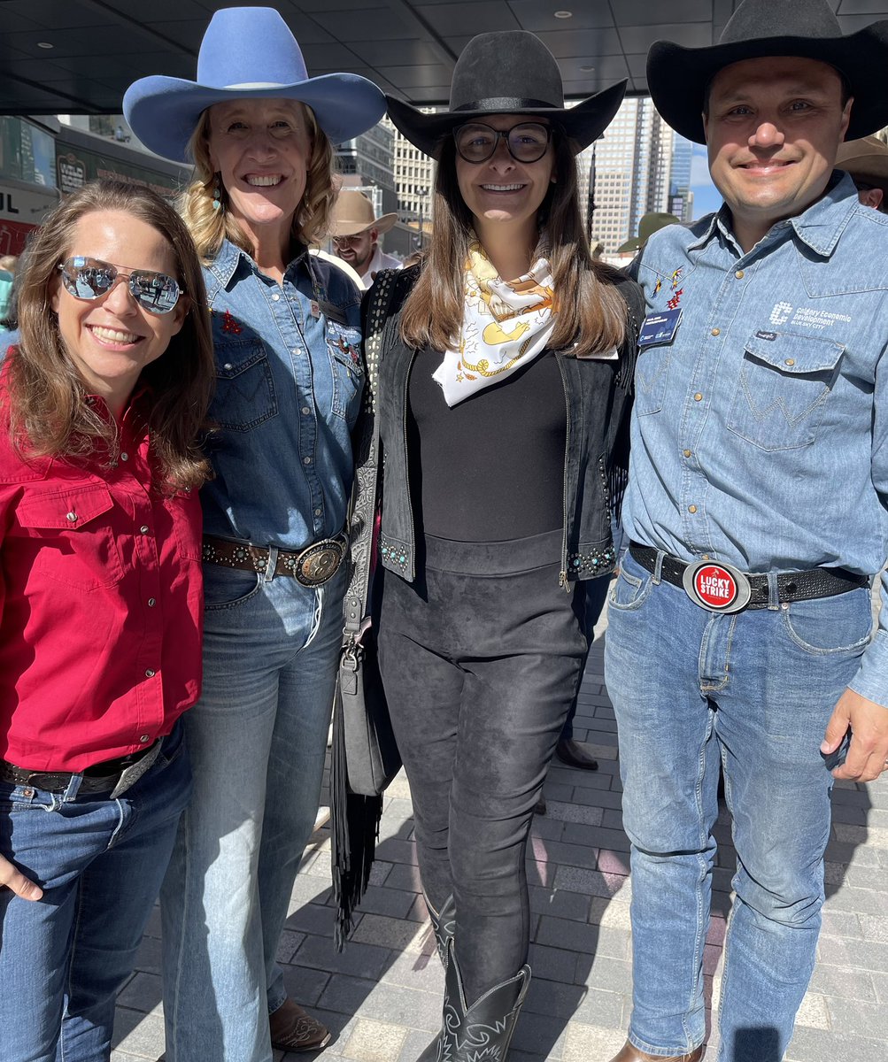 TheAnnaMurphy's tweet photo. The best way to kick off The Calgary Stampede is by sharing pancakes, great conversation, and community at #FirstFlip
A huge thank you to Tourism Calgary, Calgary Downtown Association, Calgary Economic Development, Calgary Arts Development, Platform Calgary, and the Calgary Hotel Association for bringing Calgarians together to celebrate the start of the Greatest Outdoor Show on Earth.
Here's to new connections, welcoming visitors from around the world, and ten incredible days celebrating the spirit of our city.