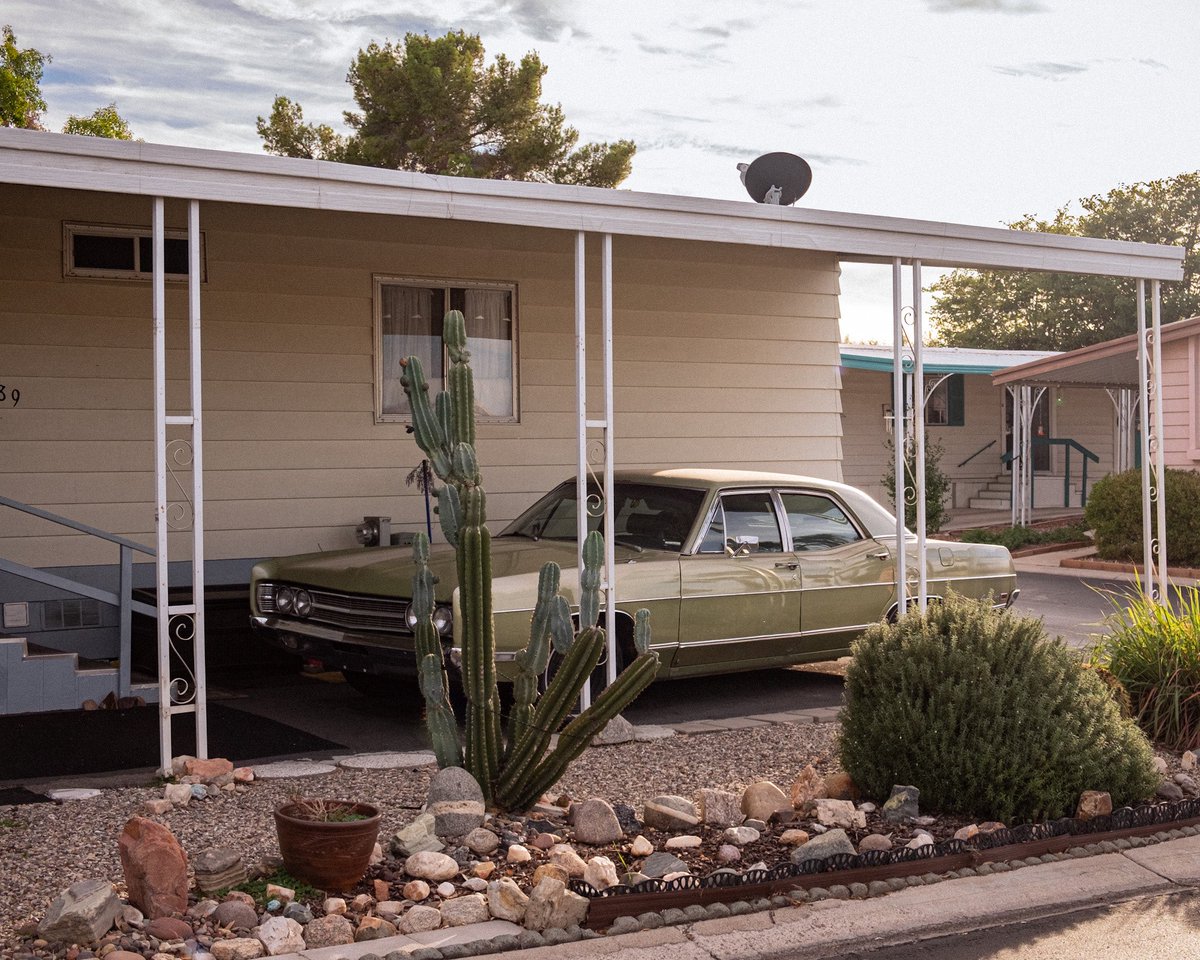 HighwayyChild's tweet photo. Scenes from the trailer park https://t.co/n0ROFSlY97