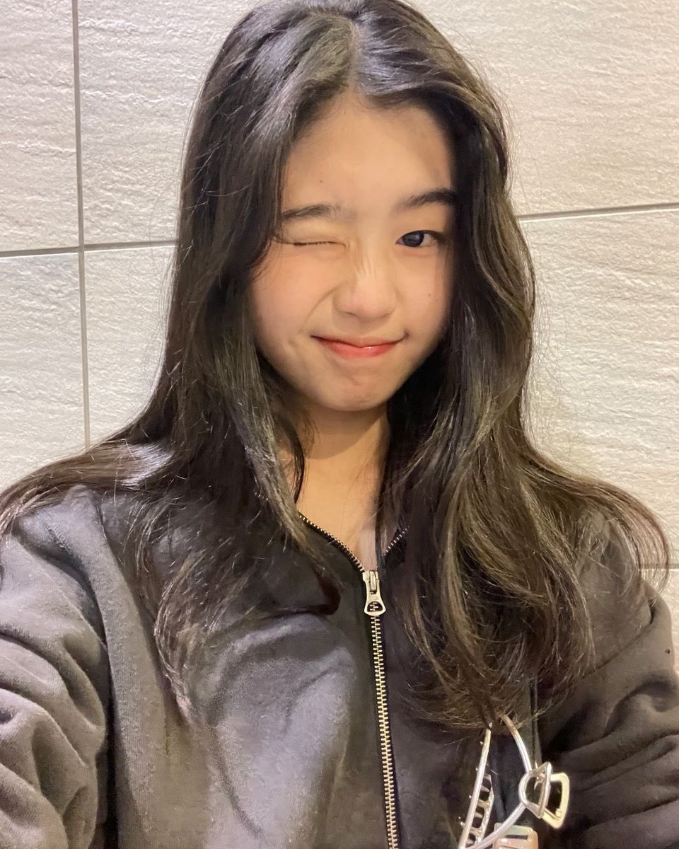 obdglobal's tweet photo. [PHOTO] 260703 (rumoured member) #YU PRE-DEBUT PICS

#YU #유
#OURBIRTHDAY #OBD #아워벌스데이 https://t.co/4VQCR8fktg