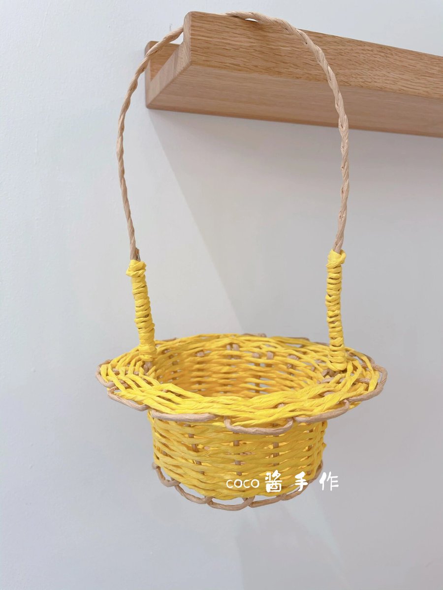mellowchaplin's tweet photo. Just finished this macramé plant hanger with a wooden hoop! So satisfying to turn thin cotton cord into something cute for my balcony , https://t.co/tp3mzS3kJI