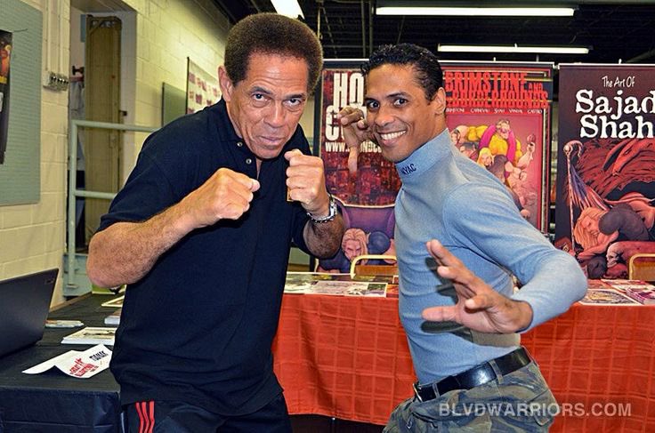 OfficiaBob's tweet photo. A legendary link-up between Williams and Bruce Leroy. 💫

You can only pick one to have your back in a street fight: Jim Kelly or Taimak. 👇 https://t.co/tTztAkPAPe
