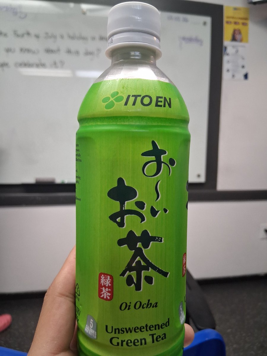 Konyfeb's tweet photo. ニューヨークで見つけたこちら。
$3.２９でした
¥だと、530円、、、

たっか！！
考えないようにしよ(笑) https://t.co/xKp7G94CGA