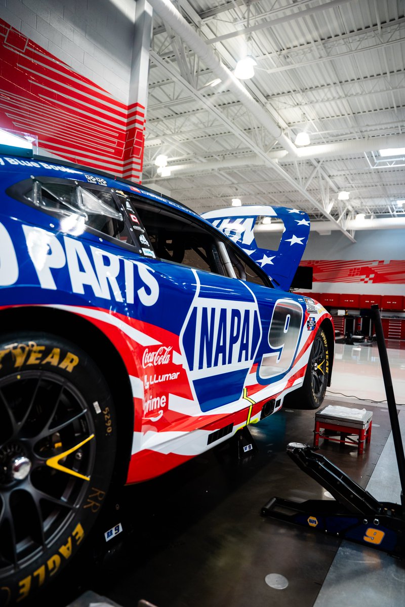 TeamHendrick's tweet photo. Next stop: Chicagoland. https://t.co/CG4YqDBOsa