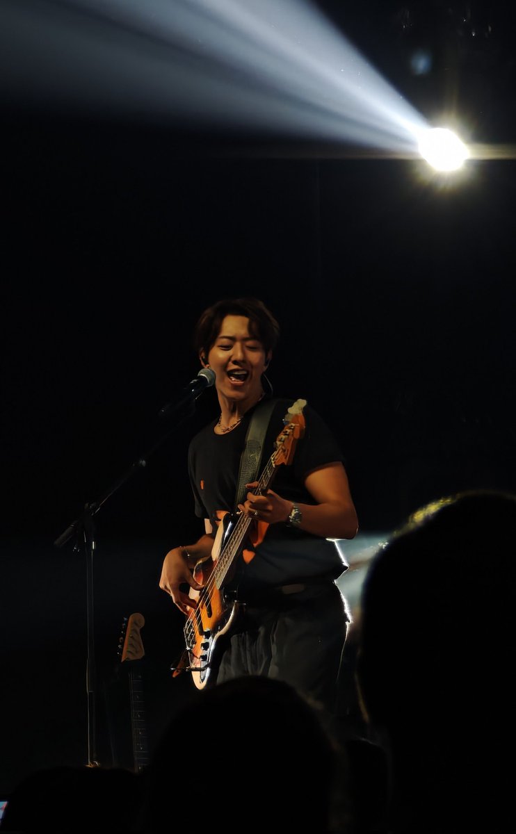 monstersampo's tweet photo. 20260701
2026 CNBLUE LIVE ‘3LOGY’ IN BERLIN

#CNBLUE #3LOGY #LeeJungShin #이정신 #CNBLUE  #씨엔블루 https://t.co/axUHrnLqvP