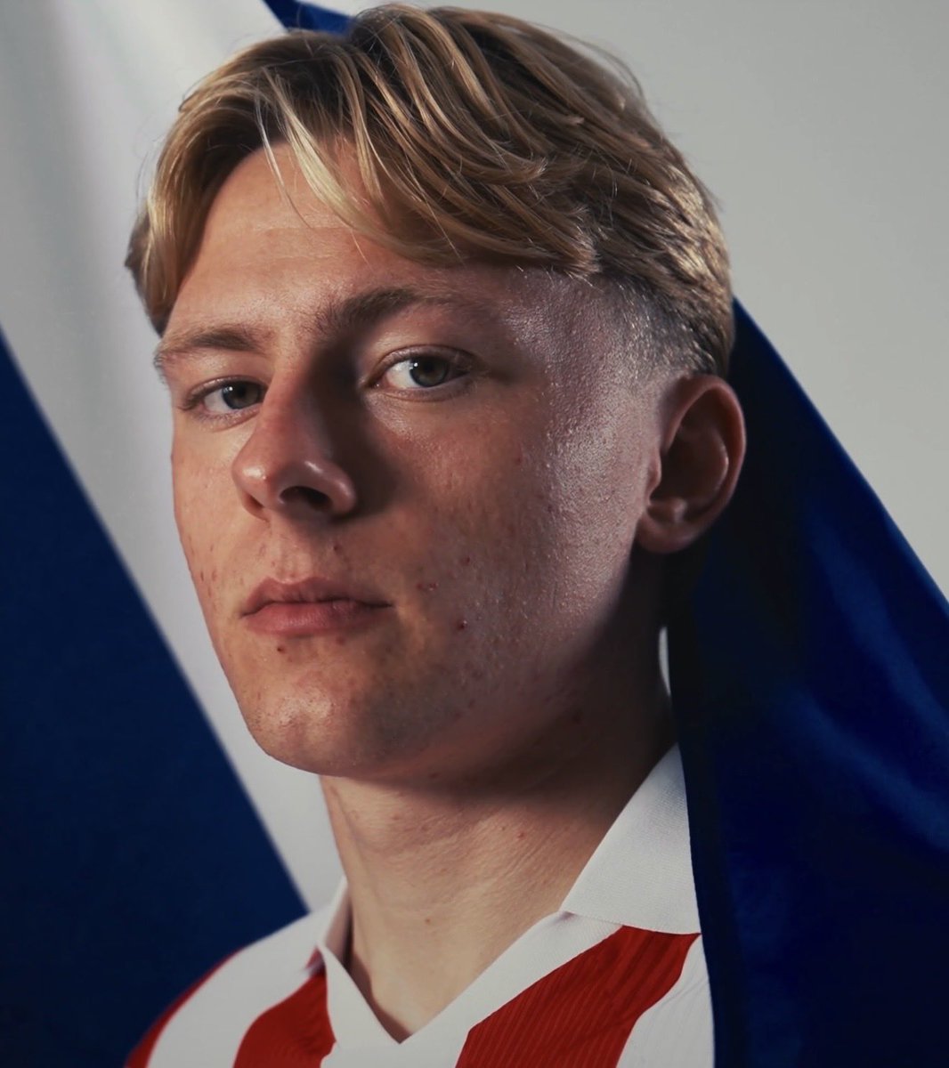 Podcastpotters's tweet photo. ๐จ Luke Graham has completed his move from Scotland! โ๏ธ
A highly rated left-sided defender regarded as one of Scotlandโs brightest defensive prospects. A signing for both the present and the future. ๐
#WelcomeLuke #NewSigning #stokecity #efl https://t.co/58o4s5QcwD