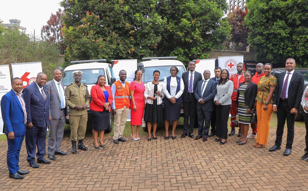 inakasiita1's tweet photo. Today, I had the privilege of witnessing the handover of two Advanced Life Support (ALS) ambulance units from the Uganda Insurers Association (UIA) to the Uganda Red Cross Society (URCS) at the UIA offices.

The ambulances were procured through the strong partnership between the two institutions, reflecting a shared commitment to strengthening emergency medical services and expanding access to life-saving care across Uganda.

I extend my sincere appreciation to the members of the Uganda Insurers Association, whose collective contribution of UGX 300 million made this initiative possible. 
Partnerships like these demonstrate the power of collaboration in building stronger, more resilient communities and ensuring that help reaches those who need it most, in time.
#SavingLives #Partnerships #SDG17 
@The_UIA @UgandaRedCross