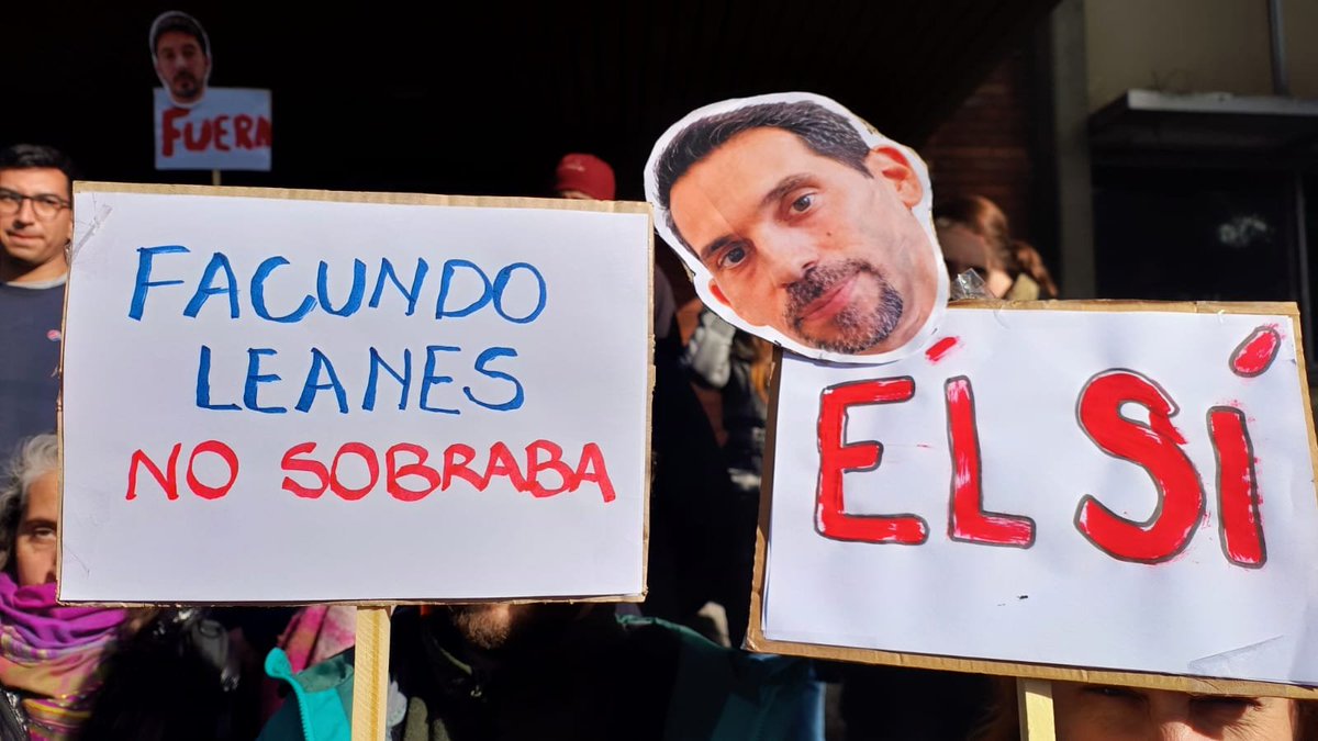 hagovnuclear's tweet photo. REPUDIO TOTAL AL PRESIDENTE DE LA CNEA

Luego de que MARTÍN PORRO en conjunto con JOSE IGNACIO BRUERA GRIFONI, FELIPE RANDLE y ALEJANDRO LEMOS desvincularan a personal contratado, esta es la reacción de sus compañeros.

Echaron a personal de todo tipo, sin ningún criterio. https://t.co/tKD7ADAVPj