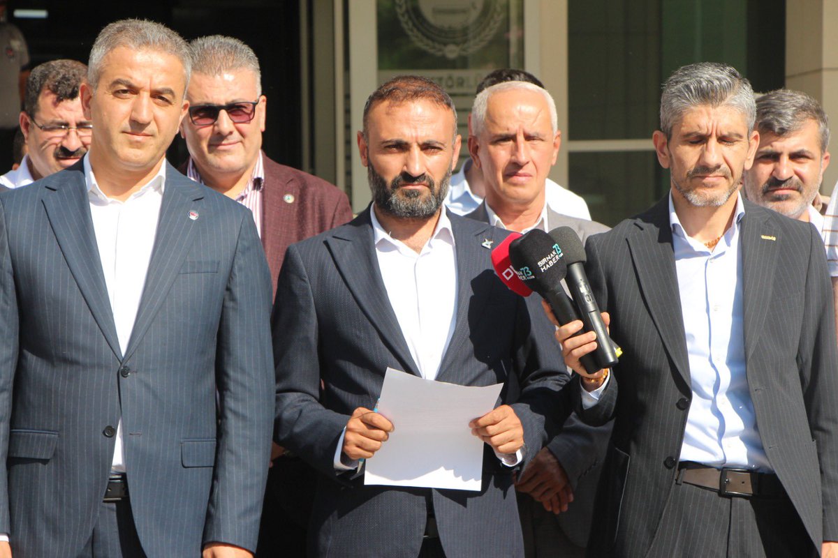 AbdullahCati's tweet photo. Siz halen anlamadınız mı?
Mesele yaklaşan rektörlük seçimi
#Şırnak #RektörümünYanındayım

@RTErdogan 
@erolozvar , @YuksekogretimK , @Yusuf__Tekin , @NumanKurtulmus , @iletisim @AbdurrahimAlk https://t.co/FeELbvapzZ