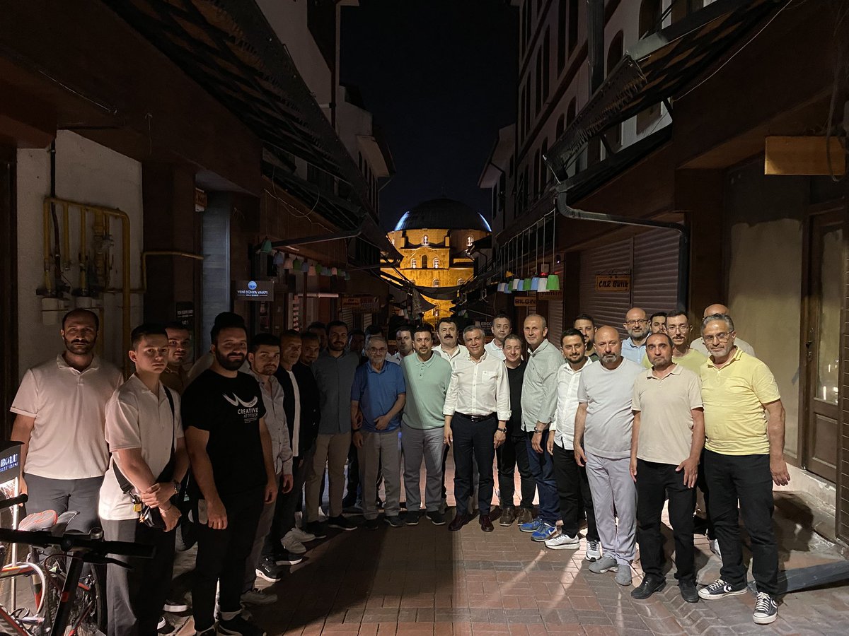 ydvbolu's tweet photo. Kadim Sohbetler programımızın ilkinde "Türkiye Yüzyılında Birlik ve Beraberlik" dedik! 🇹🇷🤝

​AK Parti Bolu İl Başkanı Sayın Suat Güner'in teşrifleriyle gerçekleştirdiğimiz programımız, kıymetli misafirlerimizin yoğun katılımıyla oldukça verimli geçti. https://t.co/kXzn3Ig5rx