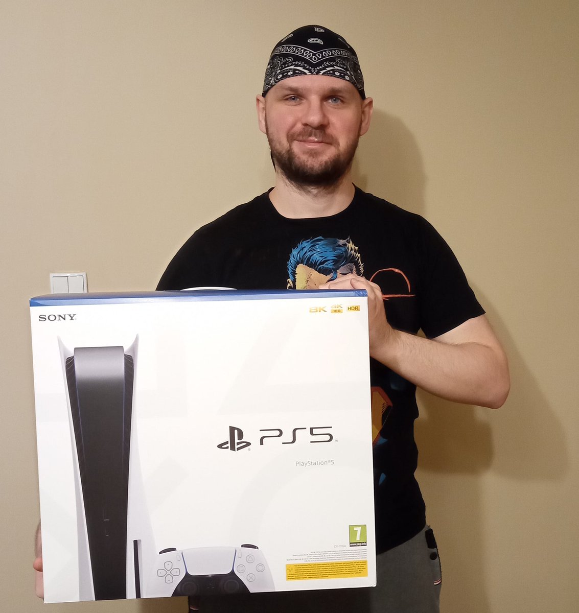 lukasso1987's tweet photo. Dear @Sony @PlayStation,

My name is Łukasz and my PSN ID is: lukasso1987. I became your loyal fan back in 1998, when I had my first opportunity to play on PlayStation 1. It wasn't my console back then. Still, I remember it like it was yesterday. An 11 year old kid absolutely impressed with everything that this little gray box had to offer. I knew from the very first moment that I want my own PlayStation as soon as possible.

And yet, I had to wait one full year before my parents were able to afford and buy one for me. February 1999, Poland, in my hometown called Malbork. It wasn't easy to buy PlayStation, but my dream came true and I've got one. Along with a second controller and a brand new Tekken 3 box. We didn't have enough money to get a Memory Card as well, but it didn't matter back then. I was truly happy. I knew that it can wait, because right now the only thing that mattered was the fact that I obtained what I wanted so much. Pure joy filled that kid's heart. My heart. And thus, I became a real gamer that day. Fully commited to experiencing great stories, exploring fantastic worlds, saving countless worlds, immersed in the most beautiful dreams and fantasies. Sharing my passion with family and friends. Believing in my heart that I'm not going to grow up and leave gaming behind. To me, it was more. A lot more than a simple activity to kill some time. I felt that this passion shall grow within me with passing years, just as I will grow up to become an adult man.

Part of that huge passion was not only playing video games on PlayStation, but also exploring everything I could that was connected to it. Buying, and reading time after time, magazines and books about video games and about PlayStation itself. Myriads of conversations I had with anyone willing to listen to that nerdy kid talking for hours about his passion. Growing up, as every kid in the world, I had to learn that world isn't a simple place. I had some good times and even more bad times. Lived my life as honest as I could. Still, made lots of mistakes. Stumbled time after time, and tried as hard as possible to learn from my mistakes. Adapted to ever-changing world around me. Said goodbye way too many times to the people and to the things I loved. Had a hard time to accept lots of things that happened to me or around me. Felt helpless and completely useless more often than I would like to admit. Fought hard to find my own place in this big world. One thing stayed with me through all these years. Video games and my trusty PlayStation. I grew older. I bought PlayStation 2. Became a young adult. Bought PlayStation 3. Then became a man. Bought PlayStation 4 and eventually PlayStation 5.

Now, please forgive me for this very long part where I wrote about myself. But I felt it was necessary. Just so you could understand that I'm not just a small minority of your fanbase that still clings to the old days. I grew up with PlayStation. Always was a loyal fan. All of my PlayStation consoles still work. And I have lots, lots of games. Mostly, physical ones. I love to look at my collection. And I buy new copies regularly. Simply the thought of having them on my shelves make me feel like I'm a part of PlayStation history too. A tiny one, but still, somewhat important. Over the years I talked about my love for PlayStation and I tried to convince as many friends of mine as possible to buy a console for themselves to see experience the same joy as I have. I bonded with so many people because of PlayStation. Made lots of real friends. Never had a bad experience with your consoles. For more than 27 years now. So I was looking forward into the future with a firm hope that PlayStation 6 shall continue this legacy.

Yesterday, 01.07.2026, I heard about your decision. I coudln't believe my eyes. „Physical disc production ending in January 2028 for new games releasing on PlayStation consoles”. It was, no, is so surreal that I still can't believe it's the truth. Trust me, I do understand how video game industry has changed. Evolution was inevitable. Digital games became more and more important. And even though I'm a true collector at heart, I too bought some digital games and I'm not trying to lie that I never did. You know my PSN ID, so you can check yourself how many hours I spent playing and how many games I have. Never sold any of my games before. And yet, I bought so many from other people who, for different reasons, wanted to sell. That freedom of choice to do anything I want with MY games was always something that provided me with a true sense of having something real. I can't say the same about digital games. I never could. And I'm not alone in this.

That's why I decided to write this open letter. To tell you that I feel hearbroken because of your decision to stop releasing games on physical discs. And I know that I'm not the only one. I read somewhere that 85% of your sales are digital, via PlayStation Store. Be that as it may, 15% is still something that your loyal fans are behind. Including me. Few days ago, when I heard about GTA 6 and it's „code for a digital version inside of a physical box” pre-order, I was disappointed to say the least. Decided to not pre-order it and wait for an actual box with a disc inside. And I will do the same with every other game coming in the future. And if you leave me with no choice, offering just a digital version, perhaps my passion won't be enough to keep me going as a regular buyer of new games. Perhaps, I will simply buy good, old boxes with actual discs. There are tons of games that I haven't obtained or even played at all. Maybe I have don't have enough space at my house to gather all of them. Doesn't matter. I want to expand my collection. And I want it to be something real. Me, and other PlayStation fans feel this way, you know? Please, do not forsake us. 

My wish is for you to change your strategy and provide us with a choice. Respect your insanely rich heritage. I know you can. You are able to reach to all of the minorities possible. Whether it's LBGTQ community or people with disabilities, you always work your way as a company that takes care to be inclusive. So please, don't be a hypocrite. Include your physical discs enjoyers fanbase, even if we're a minority.

I sincerely hope that my letter will reach you, as I carry hopes and wishes of many people who felt betrayed by their favorite brand. Show us that you care. Shows us that PlayStation is For The Players. Be loyal to your fanbase, just as we're loyal to you and your brand. Be brave enough to admit you've made a mistake and fix it as soon as possible. I, 39 year old PlayStation fan, believe in you. And I ask you, believe in me and in my words, because they carry wishes of many.

Yours truly,

Łukasz „lukasso1987” Dąbrowski

P.S. Please don't mind any mistakes that I certainly made in my letter. I'm a non native English speaker and I decided to opt out of using AI or any other tool to write this letter, because I felt it was absolutely necessary for it to be as genuine as possible. Thank you.

#physicalvideogamesforever
#playstationfans