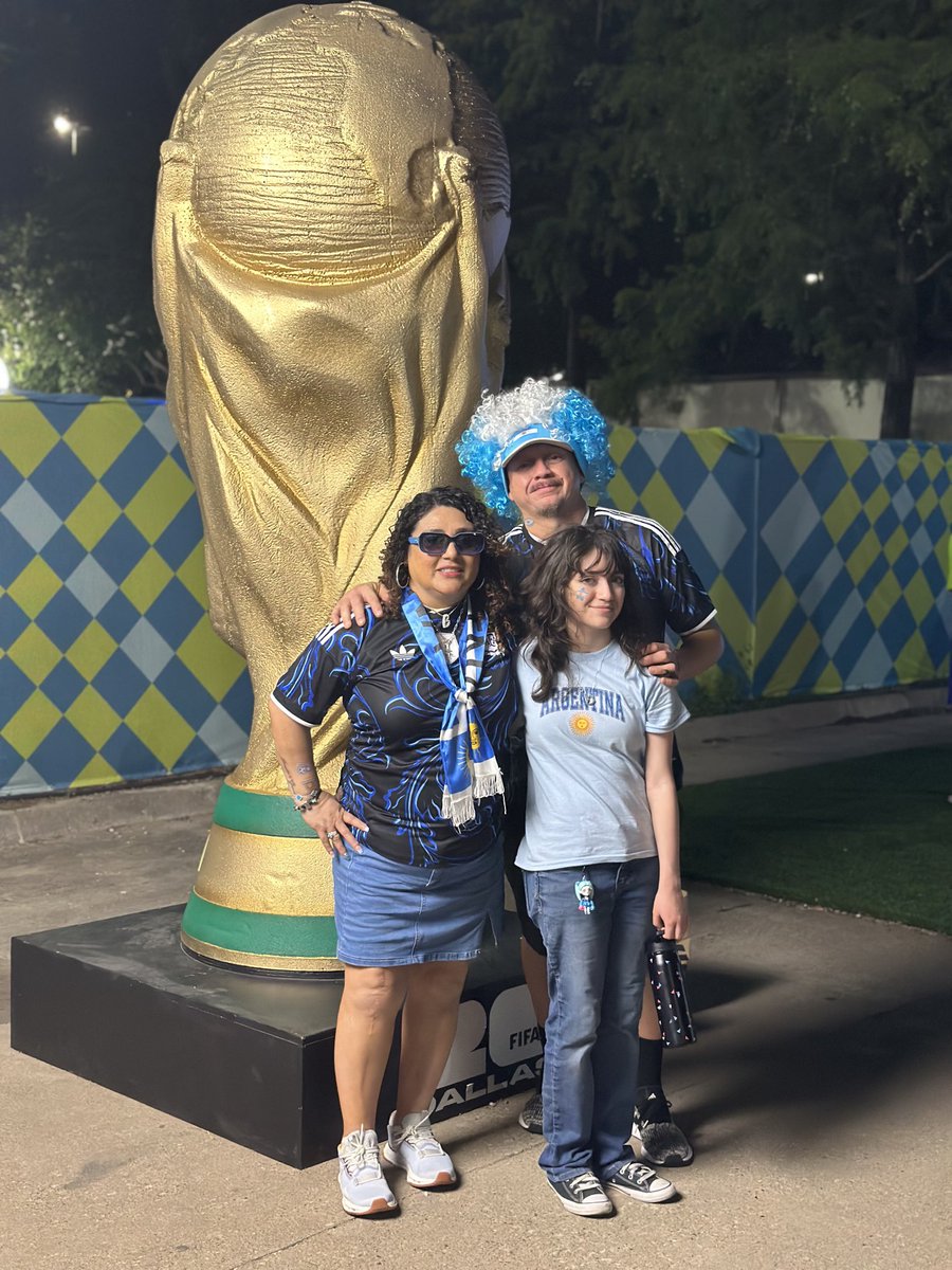 Bautista_VB10's tweet photo. Teachers enjoying this wonderful World Cup 2026!โฝ๏ธ
#goArgentina
#goMรฉxico
#goBrazil
#goUSA https://t.co/EQfJbWJeXa