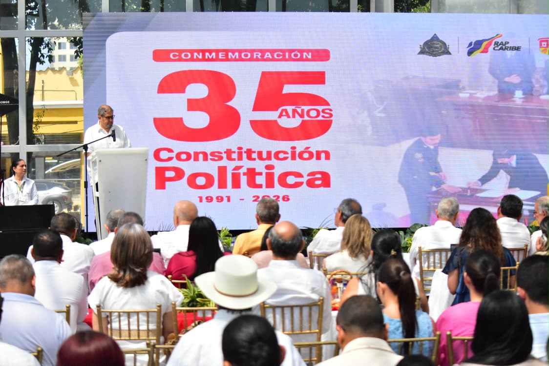 currambachannel's tweet photo. Conmemoración de los 35 años de la Constitución de 1991 en Barranquilla con un llamado a fortalecer la autonomía de las regiones https://t.co/52ZLE2Lim8 https://t.co/1zKWOv6gBe