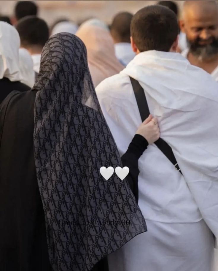 fatimaakcaer's tweet photo. Cuma duası olsun https://t.co/5O1QcsruQo