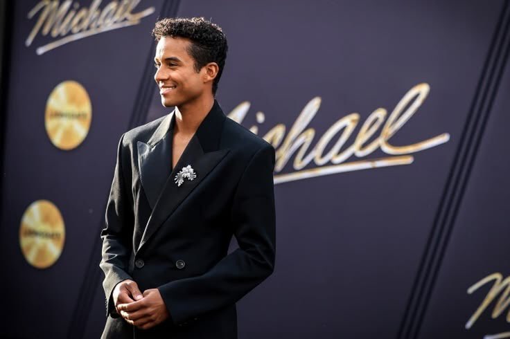 jaafaronline's tweet photo. ⚠️ We're giving up on Instagram. All our accounts were taken down without explanation and it's just not feasible to keep starting over. 

   • We'll keep going here, with the same responsibility and love for Jaafar. Hope to have your support moving forward 🤍 https://t.co/4gO1XDZAhC