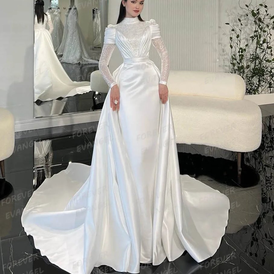 Hester78883934's tweet photo. SEQUINED LONG SLEEVE SATIN BRIDE GOWN🧚‍♀️
Size-2 to 20W  (Custom Made)*
White, Ivory, Champagne, Beige*
R4845-00*
Shipping Included*
Delivery-35/40 Working Days*
DHL Couriers*
Code-FEWDS🧚‍♀️
"REVIEWS" https://t.co/IQrBCrrezk