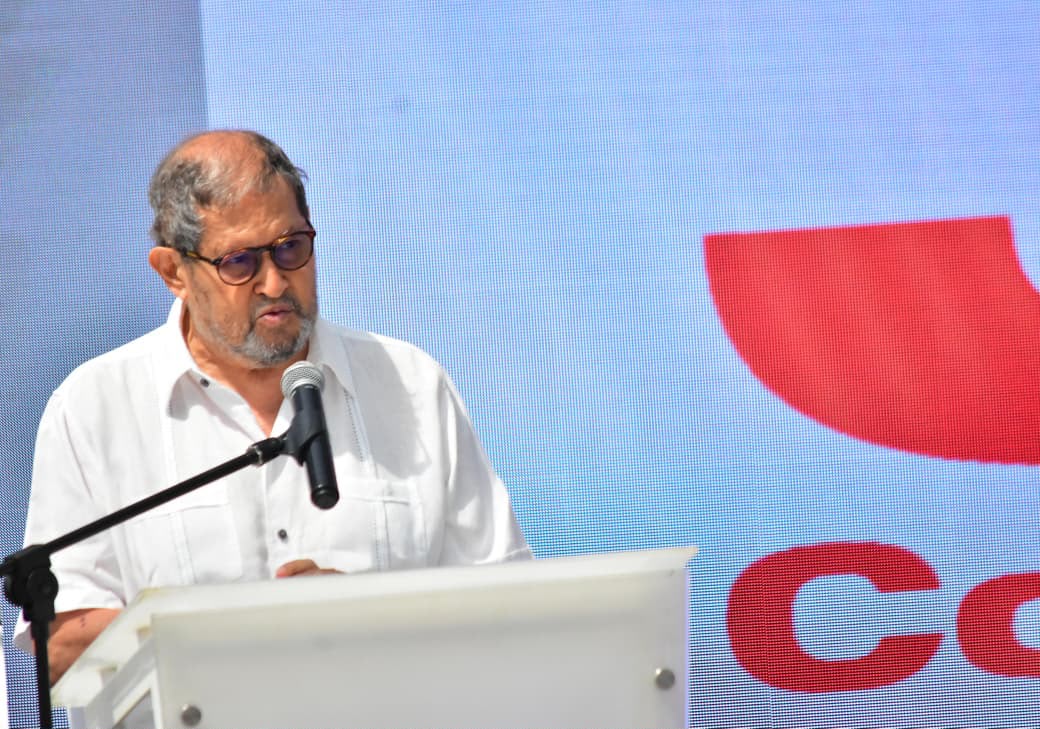currambachannel's tweet photo. El exvicepresidente Angelino Garzón respaldó la iniciativa y llamó a recuperar el espíritu de diálogo y consenso que permitió construir la Constitución de 1991. 🤝🇨🇴 #Constitución1991 https://t.co/a27IdDD7yb