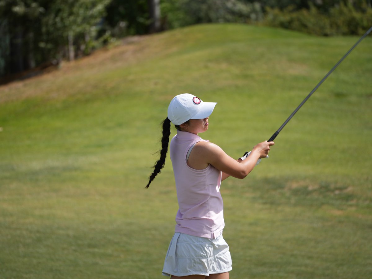 AJGAGolf's tweet photo. Down to the wire 🧵
Girls Division leaders Sakura Watanabe and Yuan-Tung Liu (-4) are making the final turn to in the final round of the #JMChampJr! https://t.co/BmerTFde9p