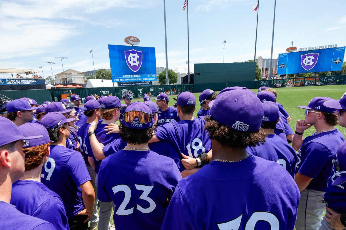 Holy Cross Baseball tweet media