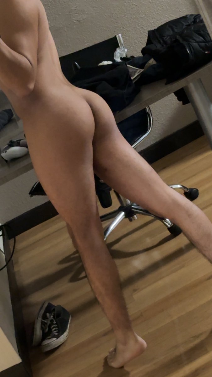 Jayeh0rb's tweet photo. just another hole that needs to be used and abused 😈😈 #chicago #gay #gaysubmissive #nsfw #chudai https://t.co/tsN448ceP3