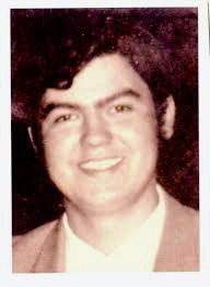 RadioUmbral's tweet photo. El 2 de julio de 1984 es asesinado por la CNI  Patricio Sobarzo Núñez , militante del MIR, Profesor fundador de la AGECH Secretario Ejecutivo del Codepu
Concurrió a auxiliar a un compañero del FPMR Enzo Muñoz Arévalo que  también fue asesinado
No Olvidamos 
No Perdonamos https://t.co/QOS3ikF5F6