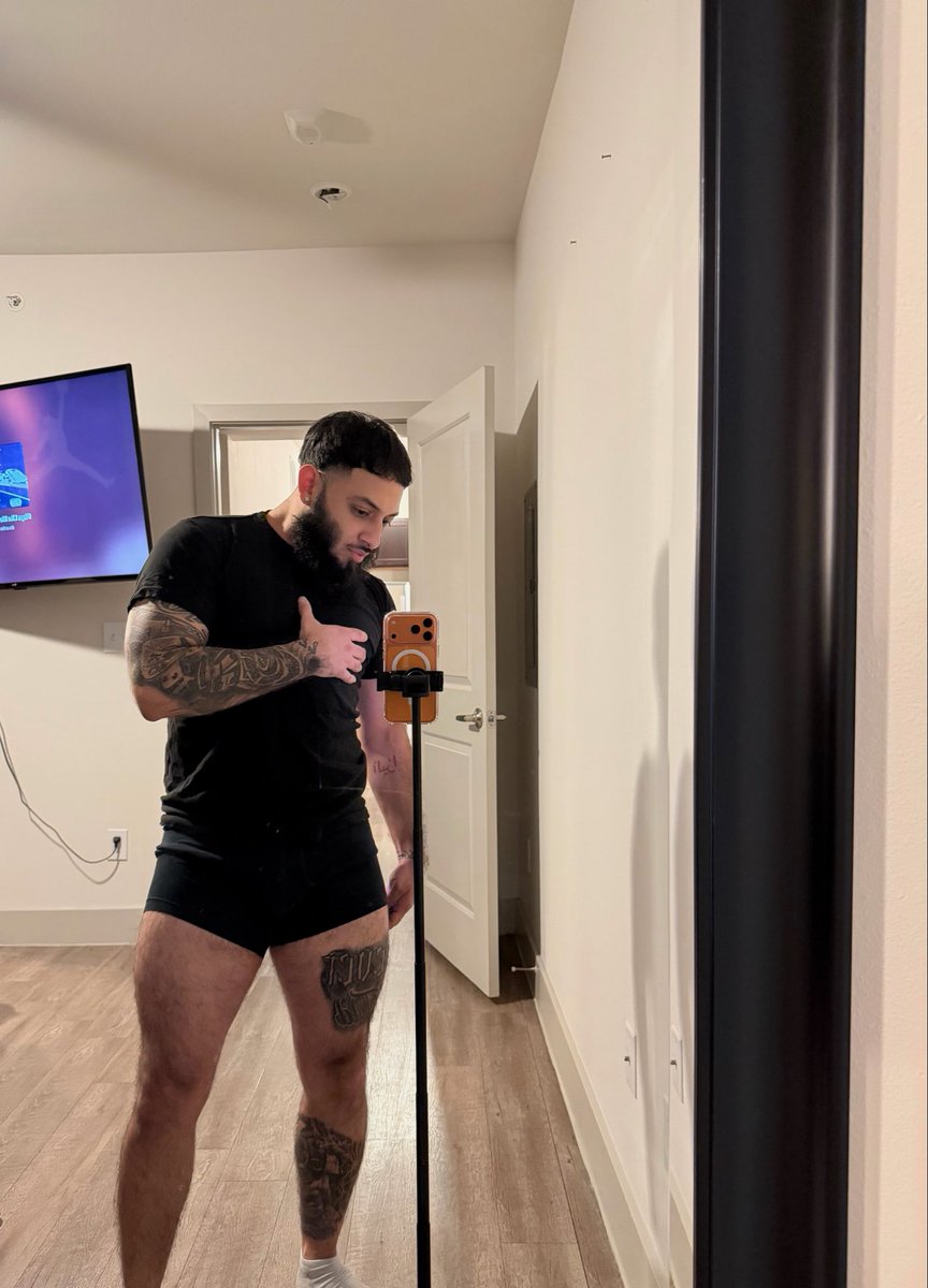 Gutta_ByNature's tweet photo. Thick thighs save lives 🙂‍↕️🙂‍↕️ #htx https://t.co/bQ9JRqGaub
