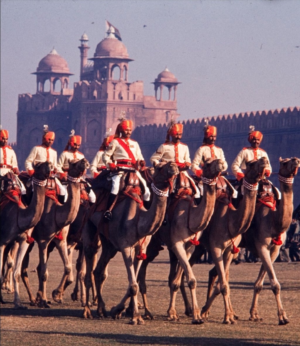 HQuarterma43504's tweet photo. There are people that will tell you with a straight face that we don't need more Indo-Saracenic buildings and massive sculptures. https://t.co/baEQhZyGHh