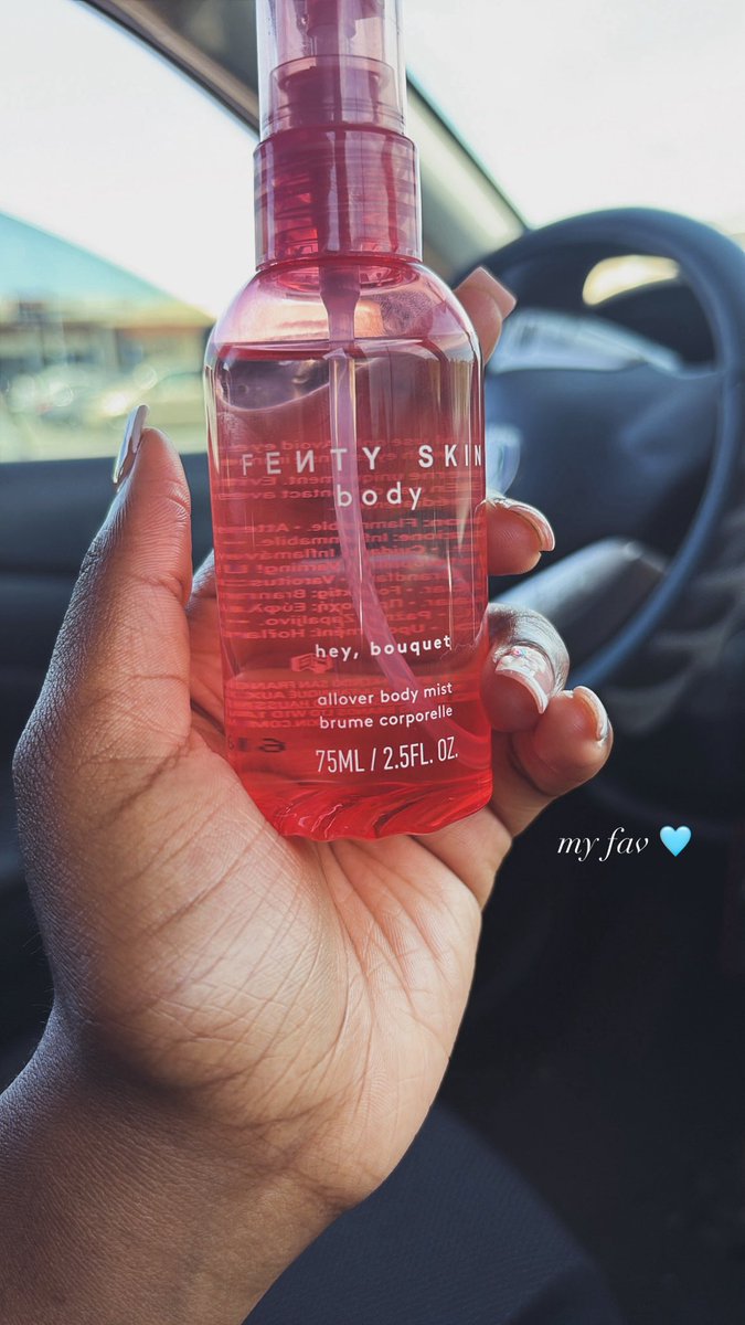 y3omii's tweet photo. @fentybeauty https://t.co/jvYZPktqck