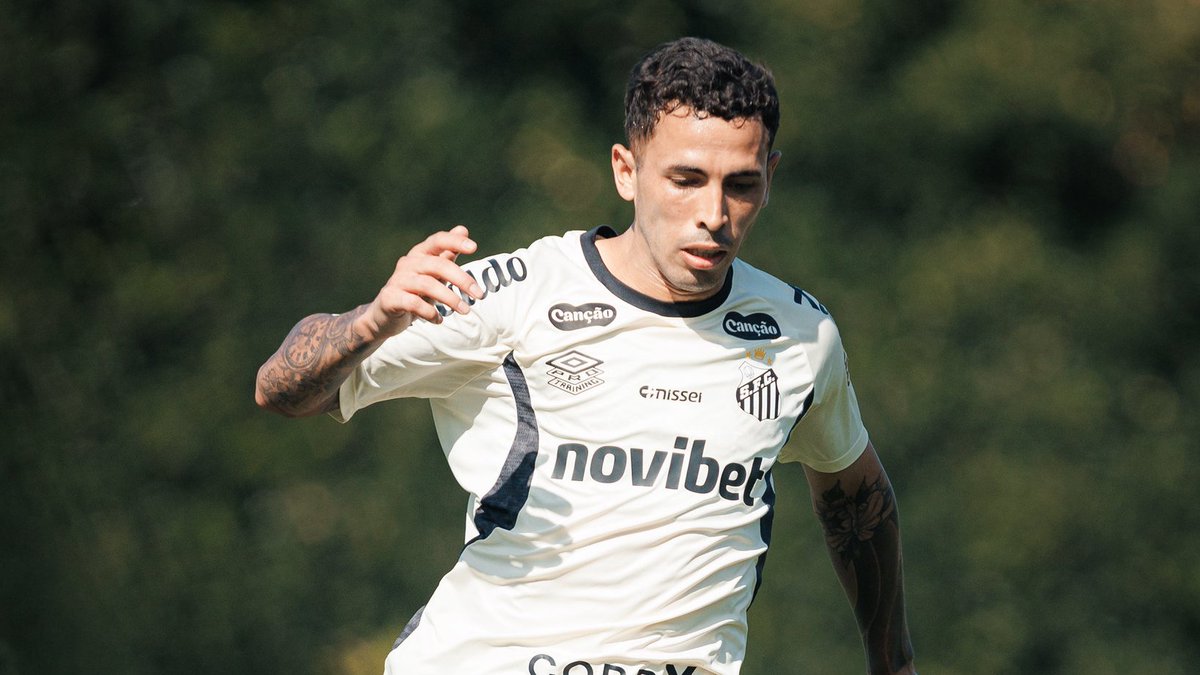 SantosFC's tweet photo. Primeiro período de treino concluído no CT Rei Pelé! ☑️ https://t.co/UJfs85MzS3