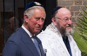 KirbyODonnell22's tweet photo. @davidicke Charles was circumcised at birth by a Jew called Jacob Snowman. https://t.co/4ywjb3frd7
