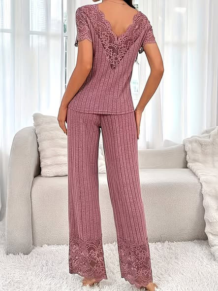 Hester78883934's tweet photo. LACE PATCHWORK TOP &amp; PANTS CASUAL OUTFIT🍁
Size-XL to 4XL*
R941-00*
Shipping Included*
Delivery-25/30 Working Days*
Code-YBP🍁
"REVIEWS" https://t.co/0Ae7mYf6v0