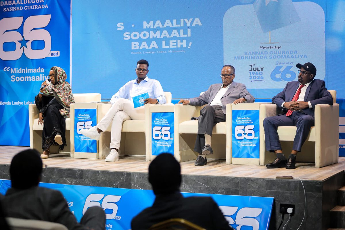 MasraxaDookh's tweet photo. PHOTOS | Panel Discussion 🇸🇴

At the 66th Anniversary of Somali Unity in Garowe, Puntland, the panel discussed Puntland’s role in independence, unity and rebuilding the Somali state.

#1July #Somalia #Puntland #Garowe #SomaliUnity #DookhPress https://t.co/71dLoHmiVC