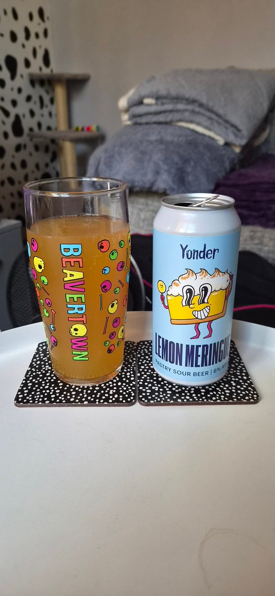 WelshWestwood's tweet photo. Lunar Haze | Hazy IPA 4.5%

@BeavertownBeer 

#beer #ale #craftale #craftbeer #ipa #dipa #ddh #tipa #sour #stout #porter #beerlovers #alelovers #craftalelovers #craftbeerlovers https://t.co/sgjyvKjTIL