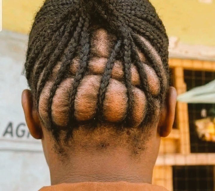 kujibulula's tweet photo. Butt hair trying to hold poop after 9 hours of roaming in a new town https://t.co/0GeSZLCkAH