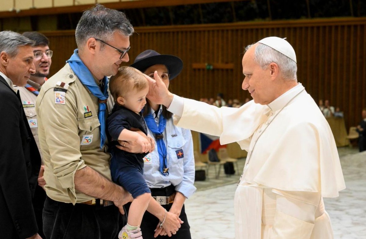 VaticanNewsPL's tweet photo. 🎙️Aktualności Radia Watykańskiego
→ https://t.co/J1FdRgj8cQ

🇻🇦#LeonXIV ponownie zabrał głos w obronie życia.
 
🇻🇦 Stolica Apostolska określiła kanoniczne konsekwencje sakry biskupiej w Bractwie św. Piusa X.

🇵🇱 🇺🇦 Pomocniczy biskup Kijowa prosi o modlitwę.

@EpiskopatNews https://t.co/n4N6YgGZec