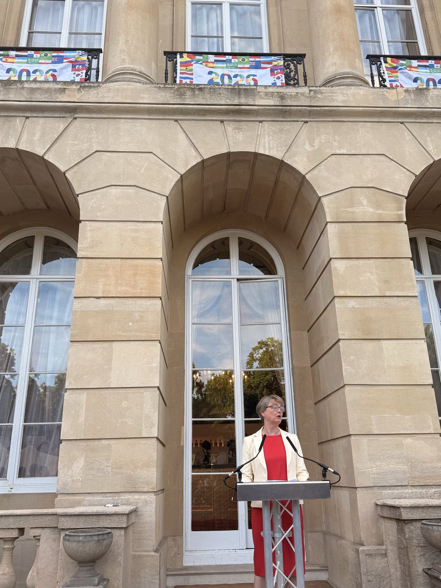 AnaiseManuel's tweet photo. A pleasure to join Secretary @YvetteCooperMP at the @FCDOGovUK Summer Reception and connect with friends and colleagues from across the diplomatic community. https://t.co/ovsoLJX5jY